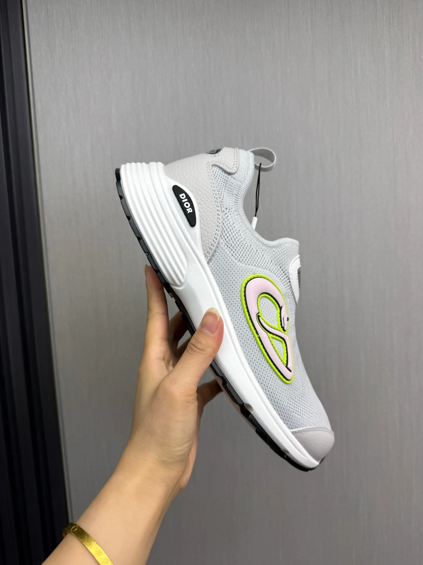 Men's shoes 💰540💰 Dior Dior B30 latest hot model shipped, original 1:1 manufacturing ▪️ Fabric: Original custom fly woven ▪️ Lining: Imported breathable mesh ▪️ Sole: Original molded non-slip outsole ▪️ Size: 38-45 (custom-made 45 non-returnable)
